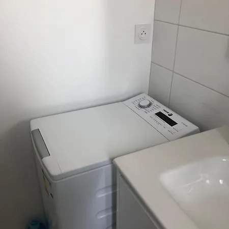 Dame De Monts Proche Notre-Dame-de-Monts